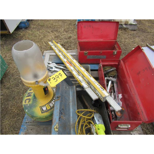 PALLET C/W 3 TOOLBOXES, WRENCHES 1 - 7/16, WOBBLE LIGHT