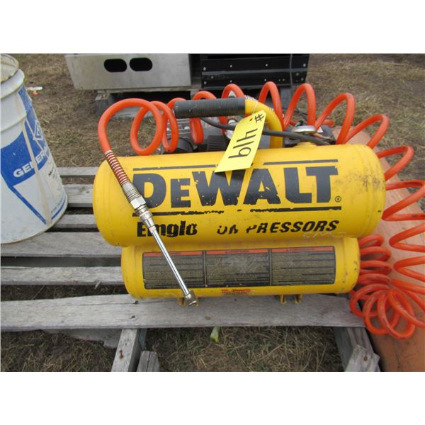 DEWALT COMPRESSOR