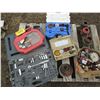Image 5 : HOLE SAW KIT, MISC SOCKETS, TAP & DIE DRILL SET