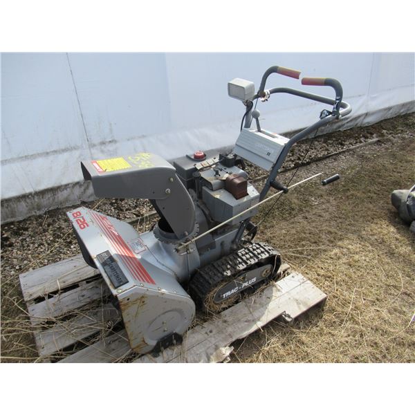 CRAFTSMAN 8/26 SNOWBLOWER ON TRACKS