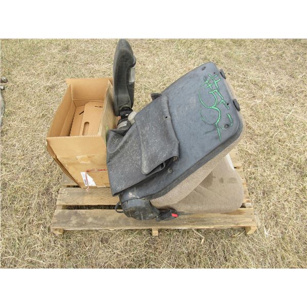 EQUIPMENT SEAT, AIR FILTER