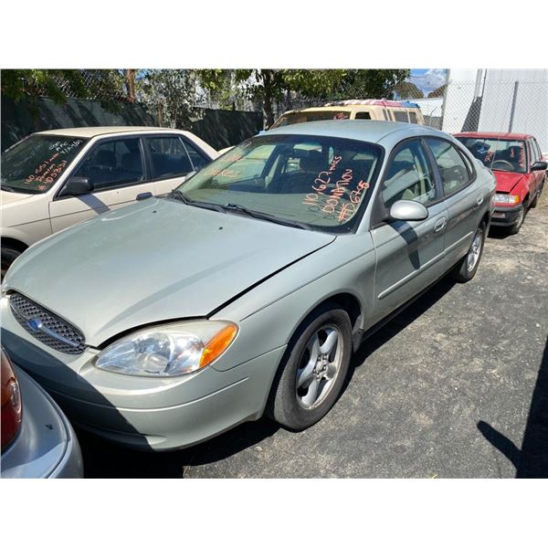 2003 Ford Taurus