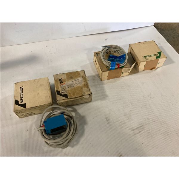 Lot of (5) Yamatake Sensors