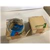 Image 6 : Lot of (5) Yamatake Sensors