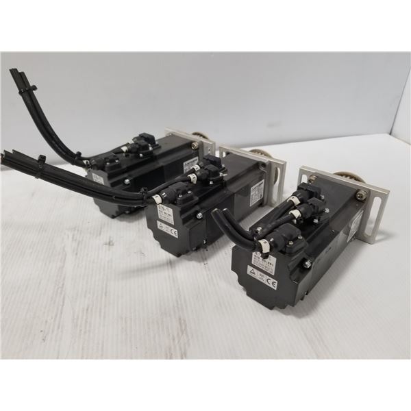 (3) Mitsubishi HF-KP43B AC Servo Motor