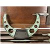 Image 10 : Set of 6" to 12" Micrometers, Complete Set