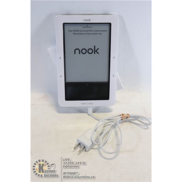 BARNES & NOBLE NOOK WITH ADAPTER & MANUAL (UNUSED)