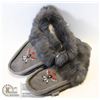 Image 1 : PAIR MENS MOCCASINS SIZE 11