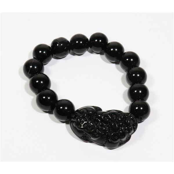 #163-PI XIU BRACELET 12mm/8" JEWELRY/ BLACK RESIN