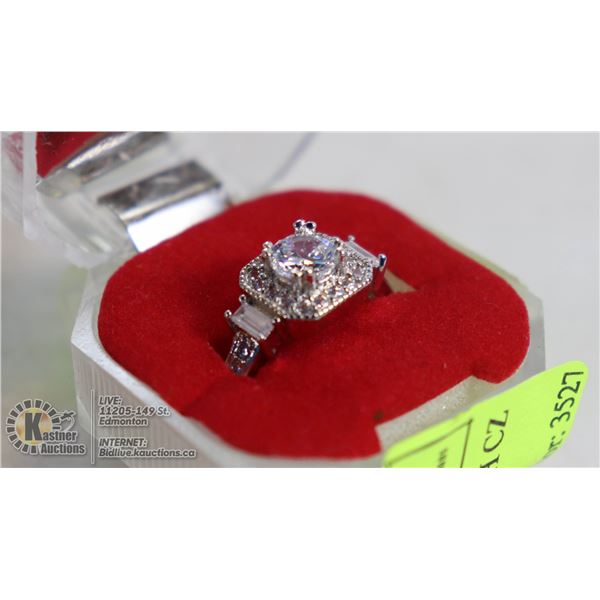 925 STERLING SILVER RING WITH CZ STONES