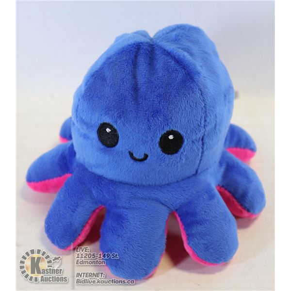 REVERSIBLE PLUSH OCTOPUS