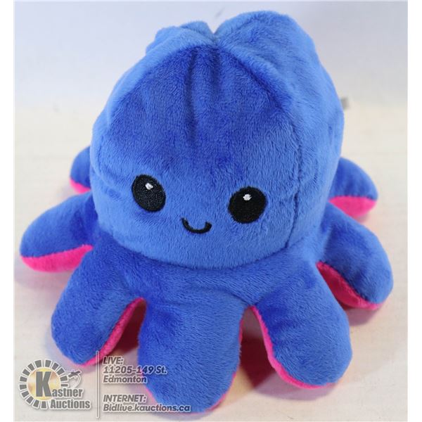 REVERSIBLE PLUSH OCTOPUS