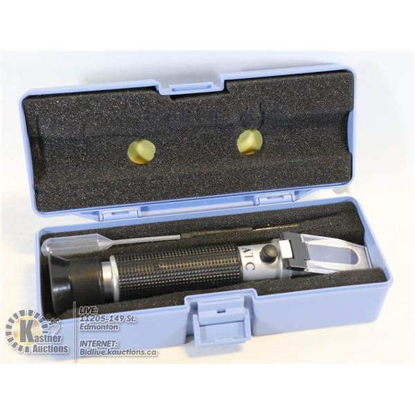 PORTABLE REFRACTOMETER