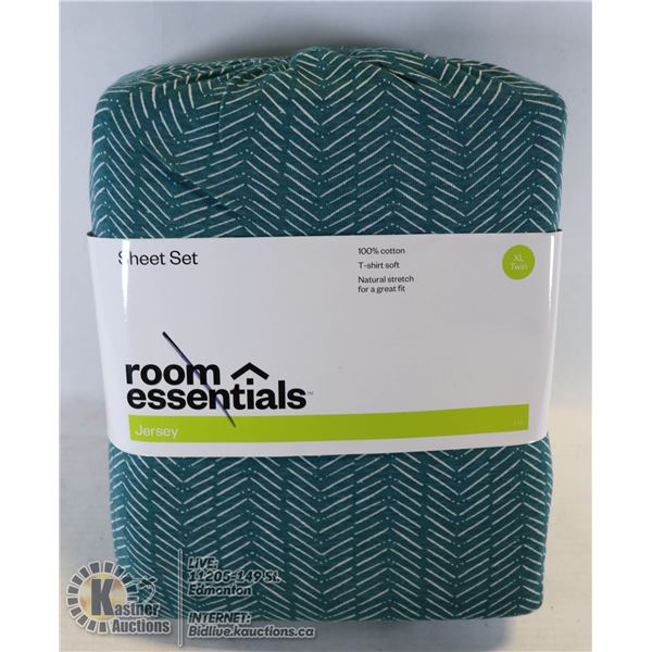 ROOM ESSENTIALS TWIN XL SHEET SET