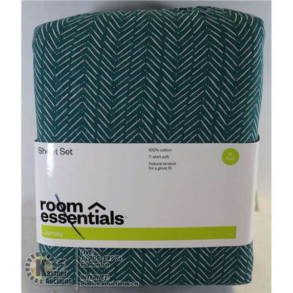 ROOM ESSENTIALS TWIN XL SHEET SET