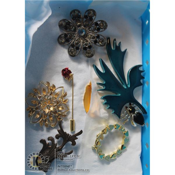 BOX OF ESTATE BROOCHES SPIDER AND MORE LEAF, SPIDER, CLOISONNE, AND MORE