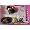 Image 1 : BOX OF ESTATE BROOCHES ALLIGATOR AND MORE SCENIC CAT, ALIGATOR, RHINESTONE BROOCH AND MORE