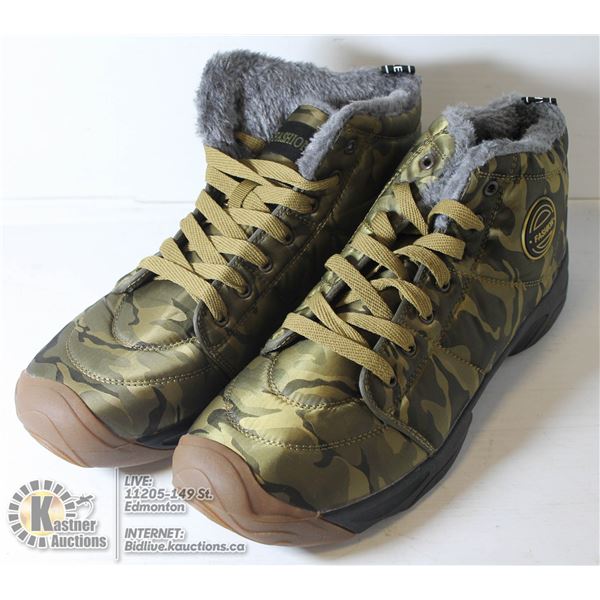 BOOTS WITH THE FUR SIZE 13 MENS