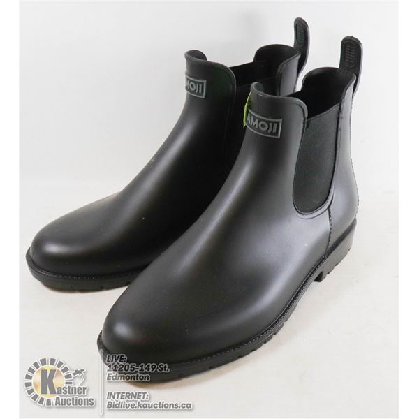 PAR OF AMOJI BOOTS SIZE 26.0