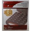Image 1 : NEW 24 PIECES WALNUT COOKIE MAKER