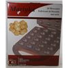 Image 1 : NEW 24 PIECES WALNUT COOKIE MAKER