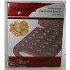Image 1 : NEW 24 PIECES WALNUT COOKIE MAKER
