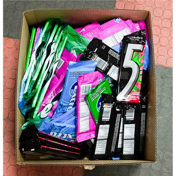 VARIOUS BUNDLE OF GUM LOT