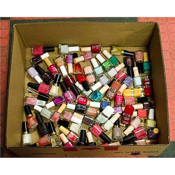FLAT OF MANY VARITIES OF NAIL POLISH