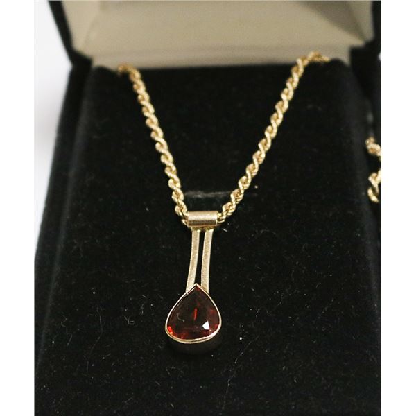 10K GOLD CHAIN WITH SEMI PRECIOUS STONE PENDANT