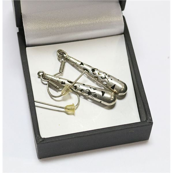 VINTAGE 925 SILVER DROP EARRINGS