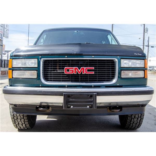 1999 GMC SUBURBAN 1500