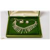 Image 1 : VINTAGE WOODWARDS BOX RHINESTONE NECKLACE