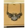 Image 1 : VINTAGE BUMBLE BEE NECKLACE
