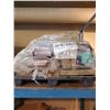 Image 1 : PALLET WITH ELECTRICAL BOX, BATTERY FIXTURES &