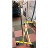 Image 1 : CLOTHING RACK ON CASTORS - HOLDS 400 LBS.