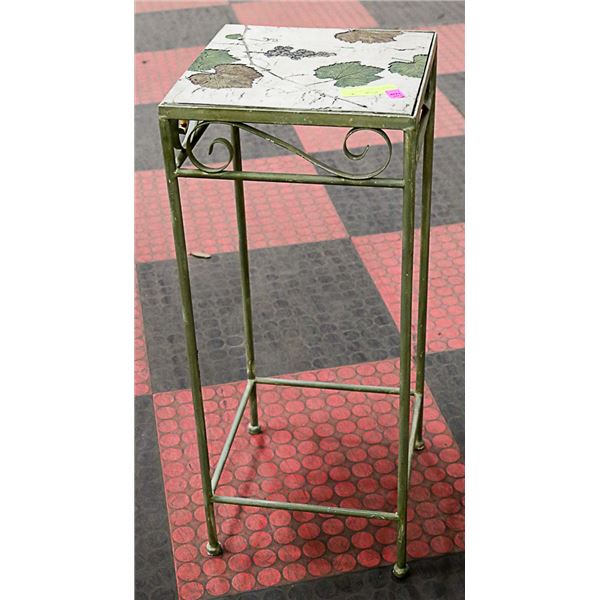 METAL PLANT STAND LEAF APPROX 3 FT TALL