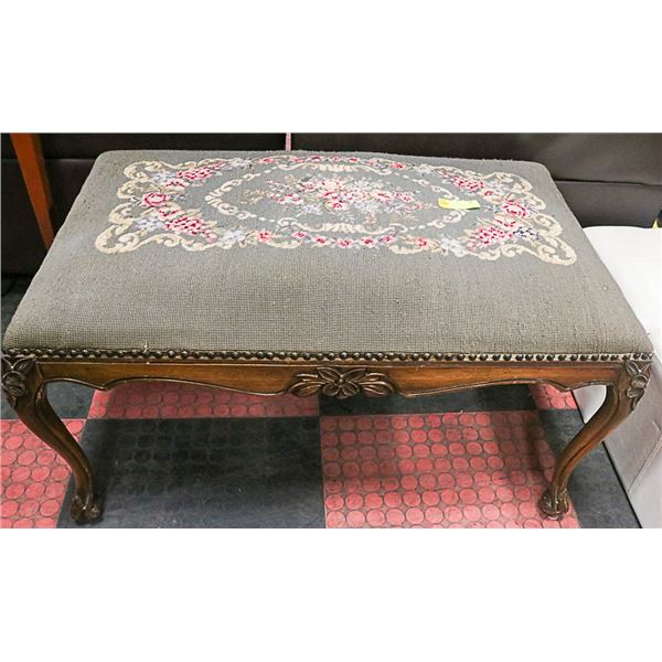 ANTIQUE FLORAL TAPESTRY QUEEN ANNE BENCH