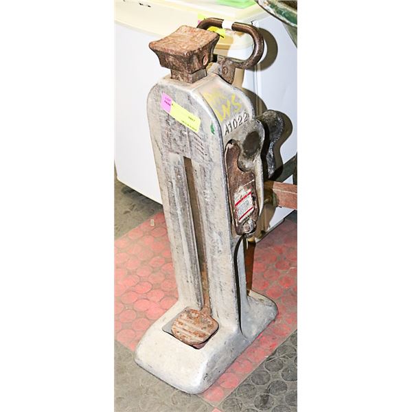HEAVY DUTY METAL JACK NO BAR