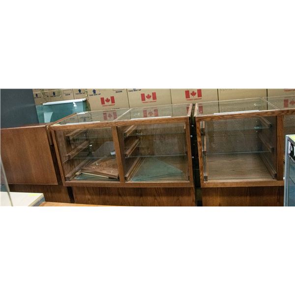 163" X 42.5" APPROX. RETAIL DISPLAY CABINET