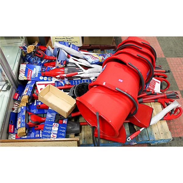 PALLET OF CLEANING EQUIPMENT