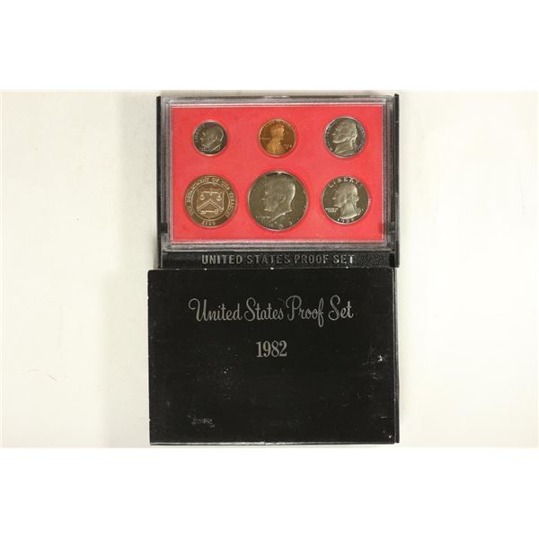 1982 US PROOF SET (WITH BOX)