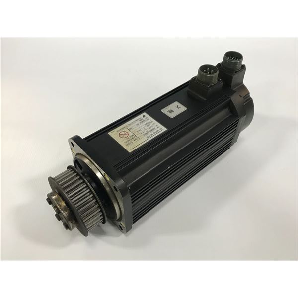 YASKAWA USASEM-10HS13 AC SERVO MOTOR