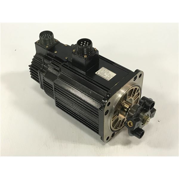 YASKAWA SGMG-13ASRCB AC SERVO MOTOR