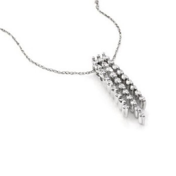 14k White Gold 0.50 ctw Diamond Pendant, (I1-I2/H-I)