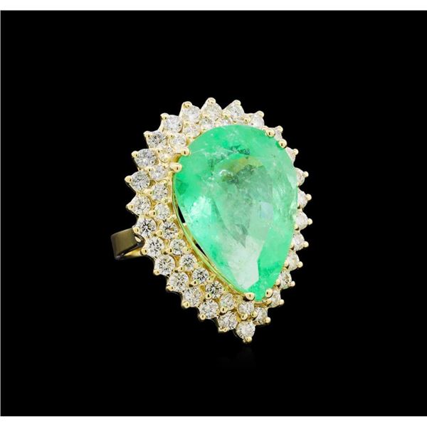 GIA Cert 17.66 ctw Emerald and Diamond Ring - 14KT Yellow Gold