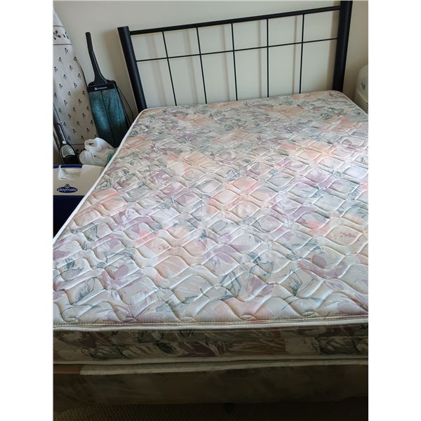 Metal Bed C
