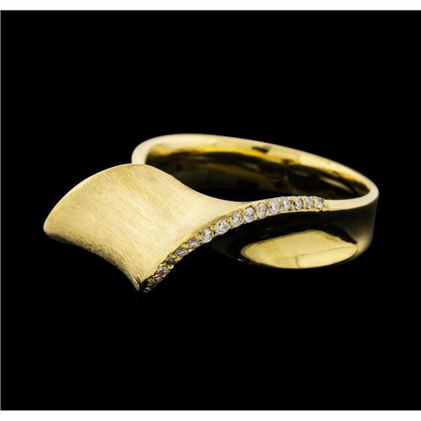 0.15 ctw Diamond Ring - 14KT Yellow Gold