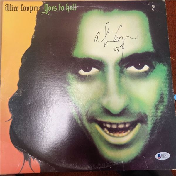 Signed Alice Cooper Goes To Hell Albumn Cover