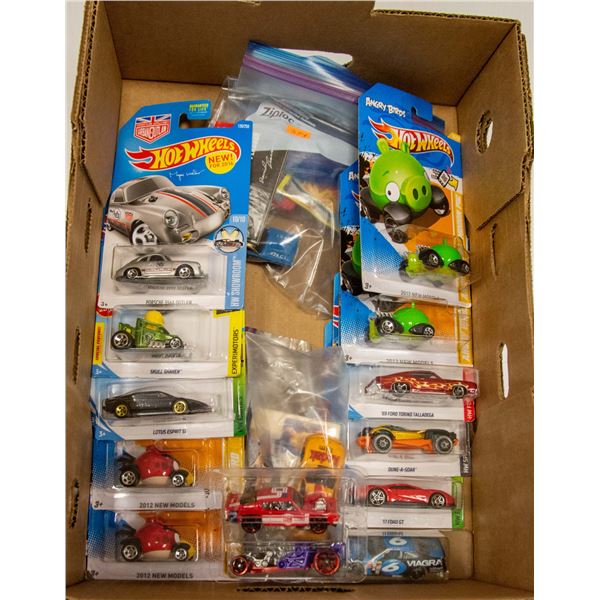 FLAT OF MIXED COLLECTIBLE HOT WHEELS