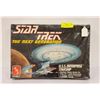 Image 1 : STAR TREK NEXT GENERATION USS ENTERPRISE MODEL KIT